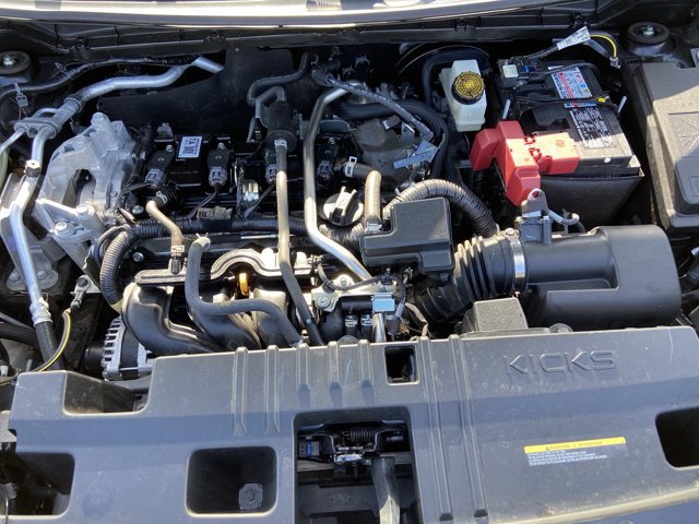 Used 2025 Nissan Kicks SV FWD image 27