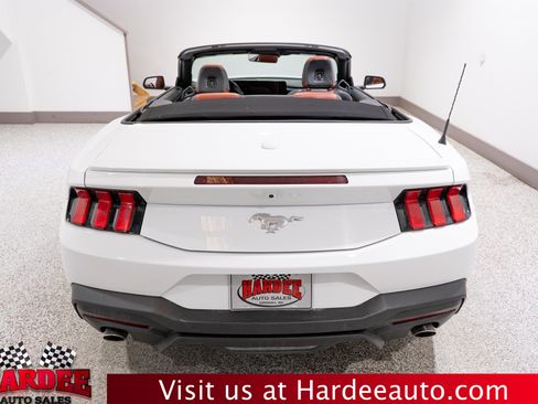Used 2024 Ford Mustang Premium RWD image 5