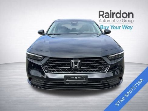 Used 2025 Honda Accord EX-L image 2