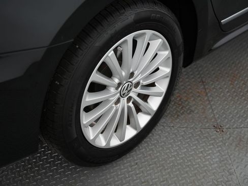 Used 2016 Volkswagen Passat 1.8T SE image 58