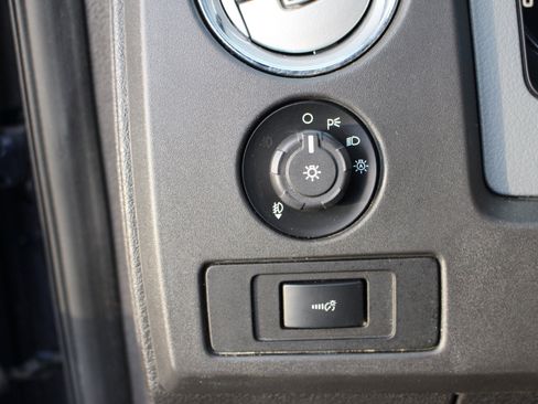 Used 2014 Ford F150 XLT w/ Equipment Group 302A Luxury image 18