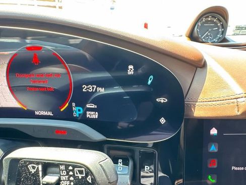 Used 2022 Porsche Taycan Turbo image 27