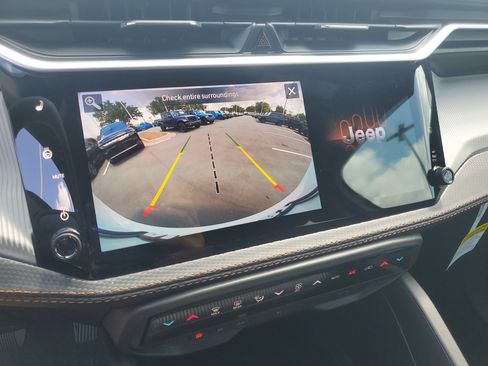 New 2026 Jeep Cherokee Limited AWD/4WD image 21
