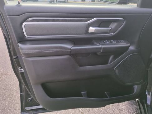 Used 2022 RAM 1500 Big Horn AWD/4WD image 12