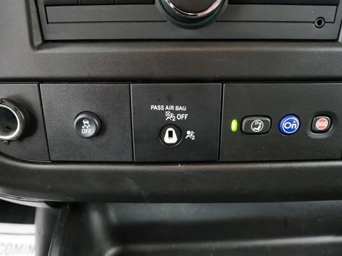 Used 2022 GMC Savana 2500 Extended RWD image 26