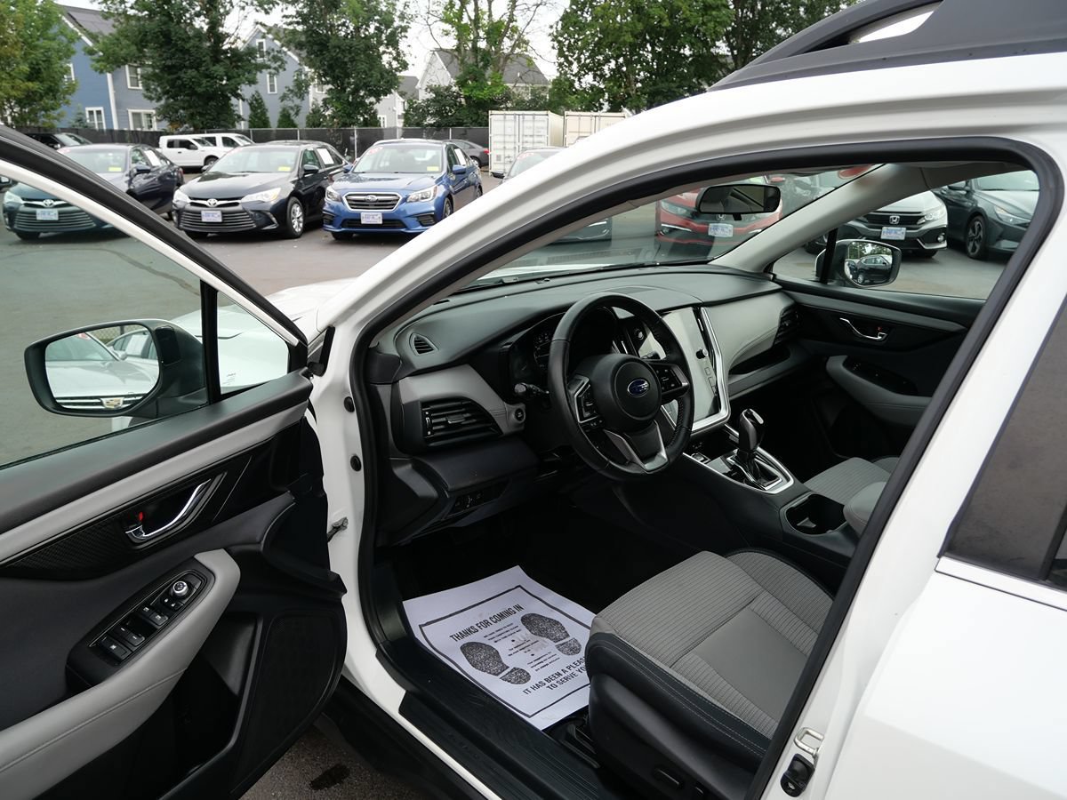 Used 2020 Subaru Outback Premium AWD/4WD image 9