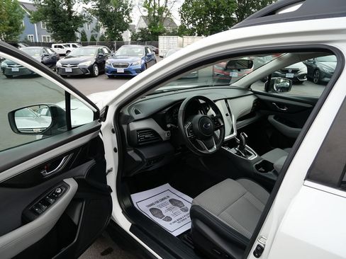 Used 2020 Subaru Outback Premium AWD/4WD image 9