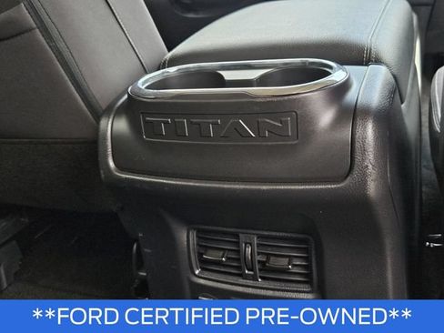 Used 2024 Nissan Titan SV w/ SV Convenience Package RWD image 16