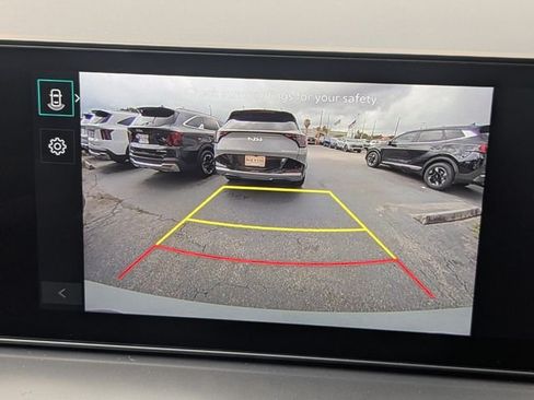 New 2026 Kia Sorento LX FWD image 24