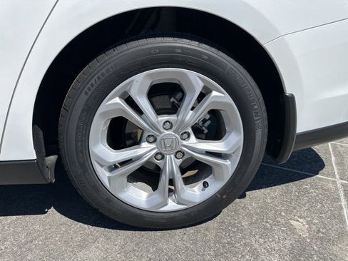 Used 2025 Honda Accord LX image 10