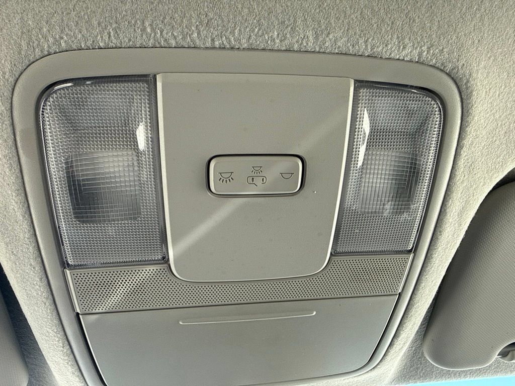 Used 2023 Kia Forte LXS w/ LXS Technology Package FWD image 16