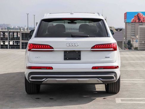 Used 2024 Audi Q7 2.0T Premium Plus image 5