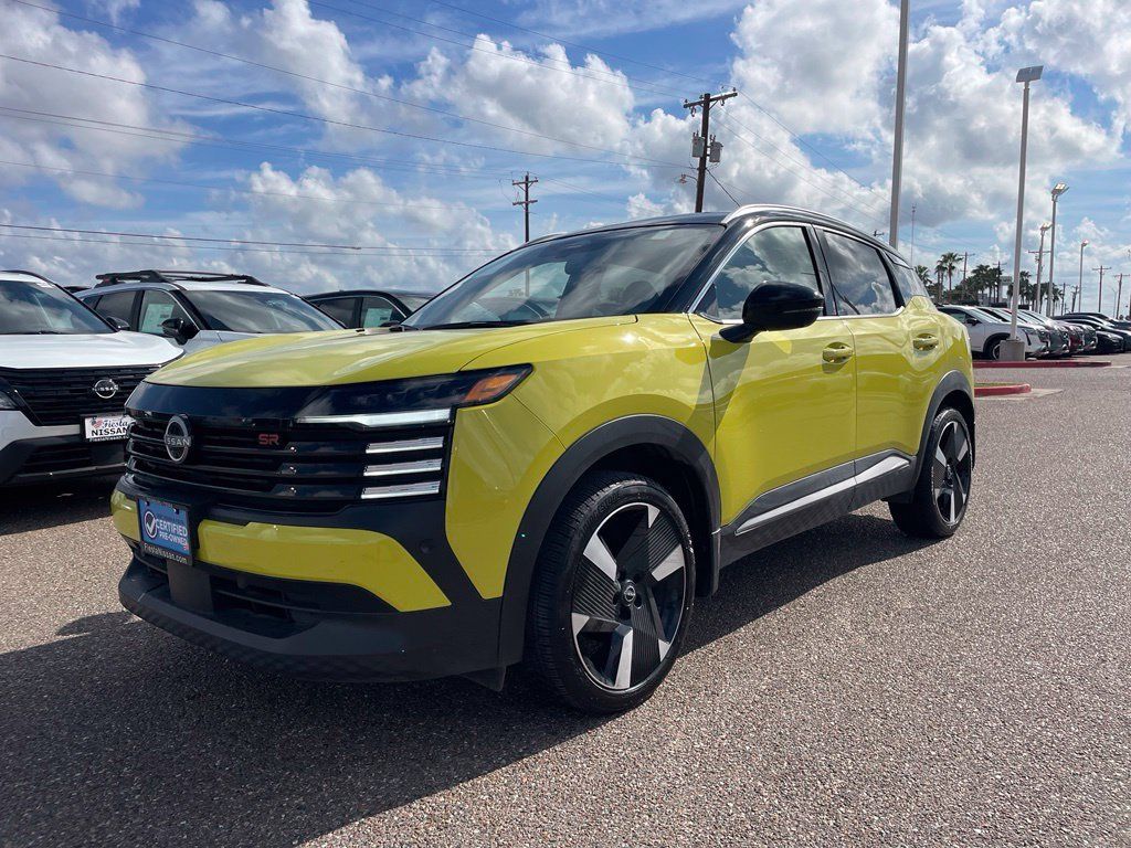 Certified 2025 Nissan Kicks SR AWD/4WD image 3