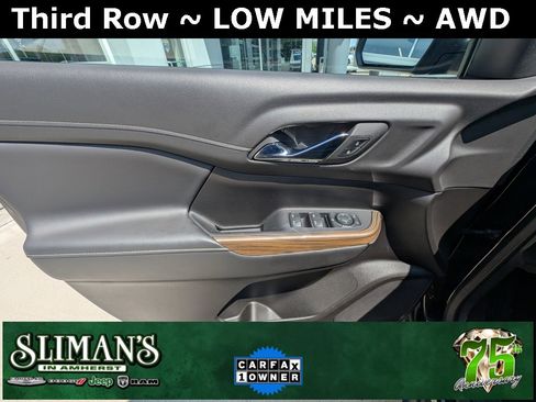 Used 2023 GMC Acadia SLE image 37