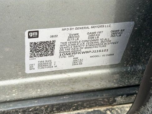 Used 2023 Chevrolet Traverse LS w/ LPO, Cargo Package FWD image 31