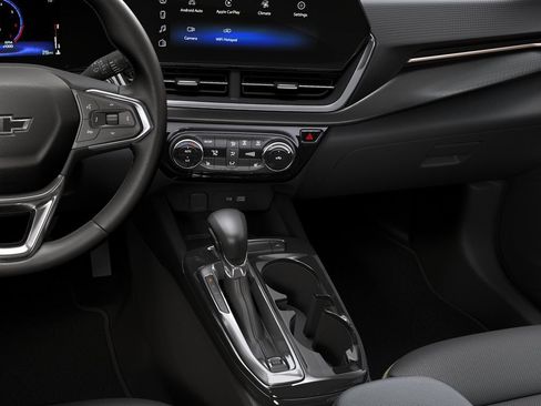 New 2026 Chevrolet Trax ACTIV w/ Sunroof Package FWD image 9
