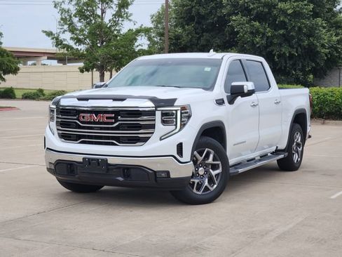 Used 2024 GMC Sierra 1500 SLT RWD image 1