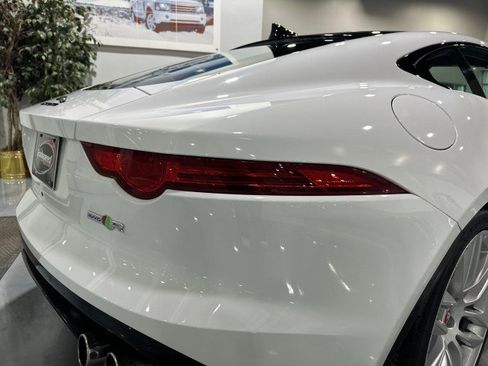 Used 2016 Jaguar F-TYPE R AWD/4WD image 29