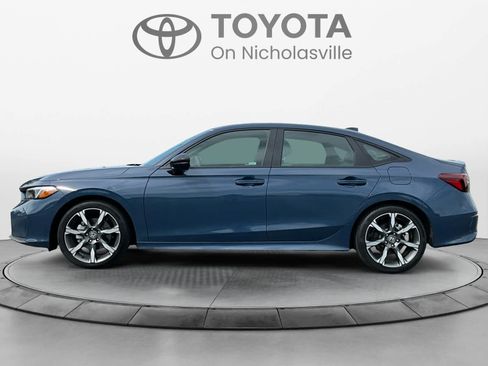 Used 2026 Honda Civic Sport Touring image 2