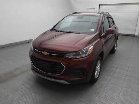 Used 2017 Chevrolet Trax LT w/ Sun & Sound Package AWD/4WD image 15