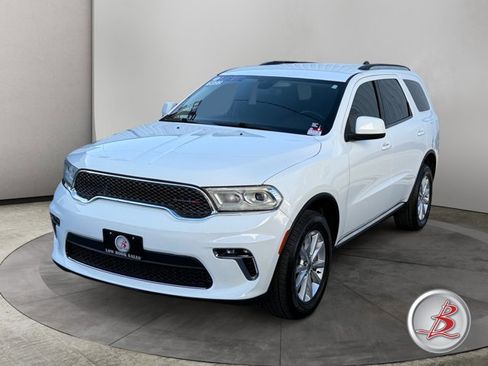 Used 2022 Dodge Durango SXT AWD/4WD image 3