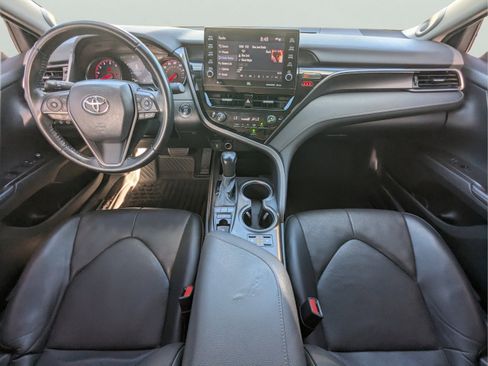 Used 2021 Toyota Camry XSE w/ Navigation Package FWD image 11
