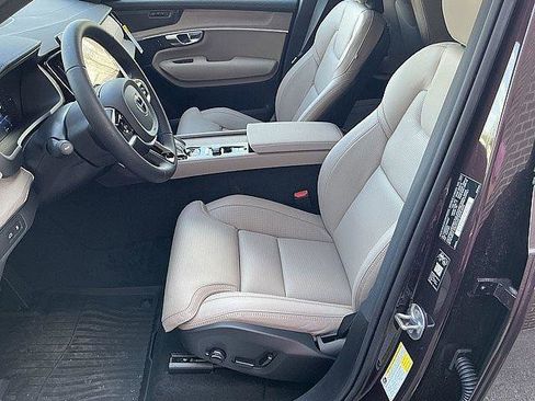 New 2026 Volvo XC90 T8 Ultra w/ Protection Package Premier AWD/4WD image 15