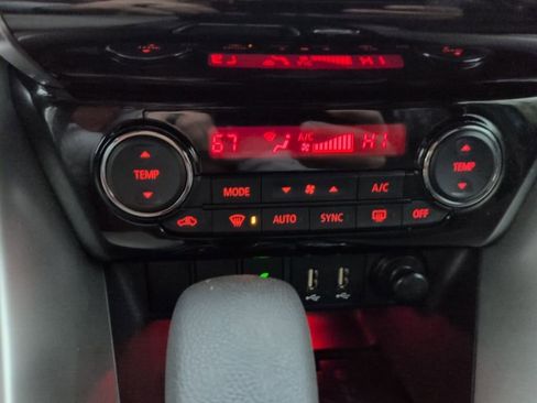 Used 2022 Mitsubishi Eclipse Cross SE image 54