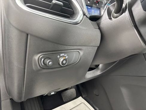 Used 2024 Chevrolet Equinox LS w/ LS Convenience Package AWD/4WD image 10