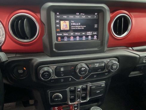 Used 2021 Jeep Wrangler Unlimited Rubicon image 20