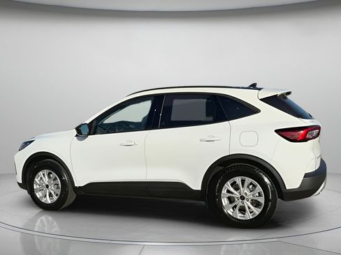New 2026 Ford Escape Active FWD image 20