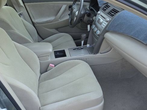 Used 2008 Toyota Camry LE FWD image 9