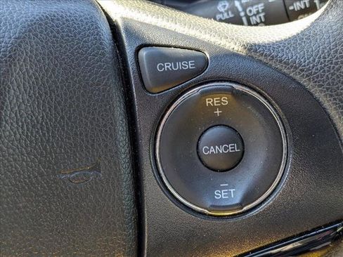 Used 2022 Honda HR-V LX image 12