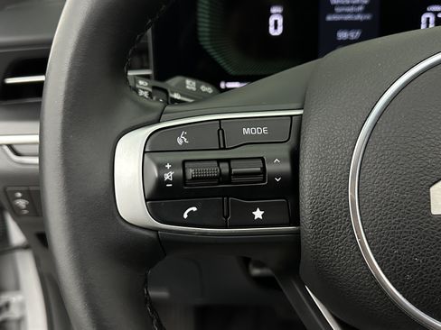 Used 2025 Kia K5 GT-Line w/ GT-Line Premium Package FWD image 25