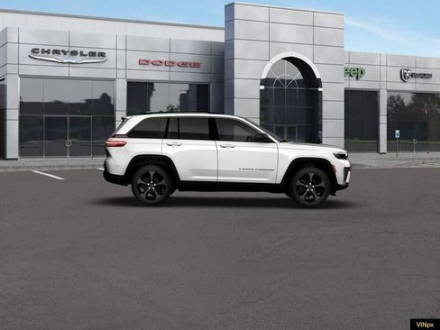 New 2026 Jeep Grand Cherokee Limited AWD/4WD image 9