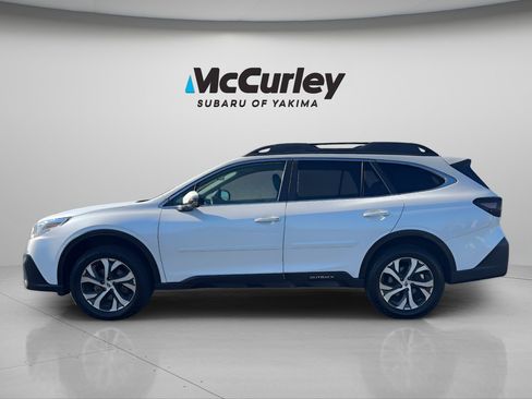 Used 2022 Subaru Outback Limited AWD/4WD image 3