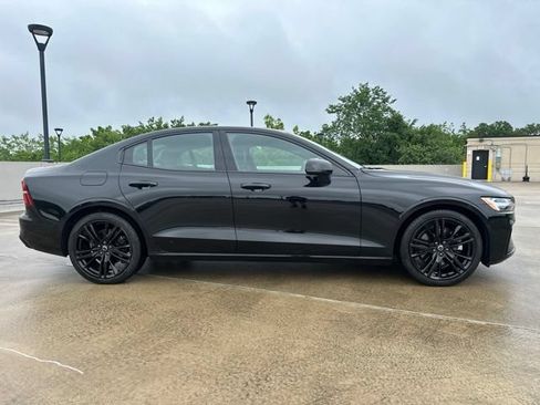 Certified 2024 Volvo S60 B5 Plus w/ Climate Package AWD/4WD image 10