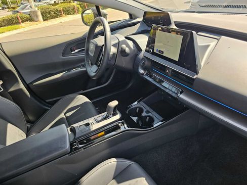 Certified 2026 Toyota Prius XLE FWD image 11