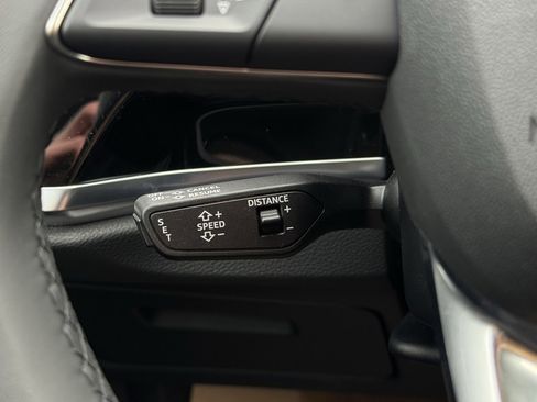 New 2025 Audi Q3 2.0T Premium image 33