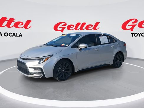 Used 2023 Toyota Corolla SE image 1