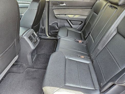 Used 2023 Volkswagen Atlas SE FWD image 22