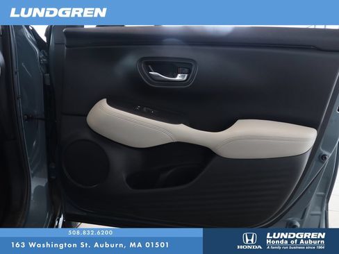 Used 2024 Honda HR-V LX image 15