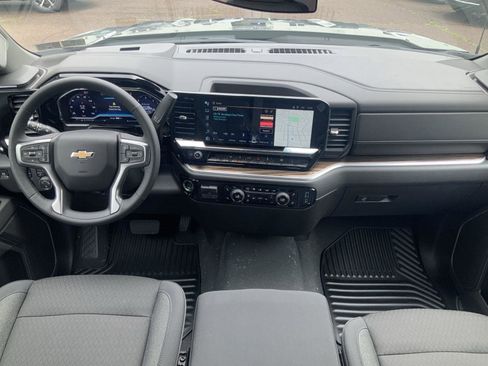 New 2025 Chevrolet Silverado 1500 LT AWD/4WD image 17