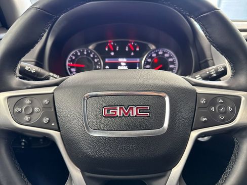 Used 2024 GMC Terrain SLT image 22