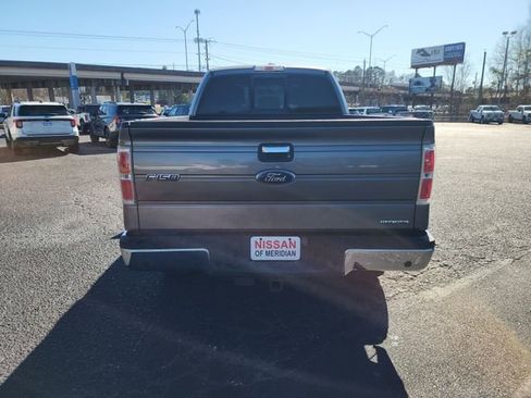 Used 2012 Ford F150 XLT w/ XLT Chrome Pkg image 4