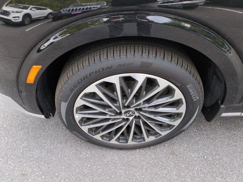 New 2026 Hyundai Palisade Calligraphy FWD image 12