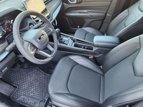 New 2025 Jeep Compass Trailhawk AWD/4WD image 14