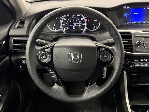Used 2017 Honda Accord LX image 17