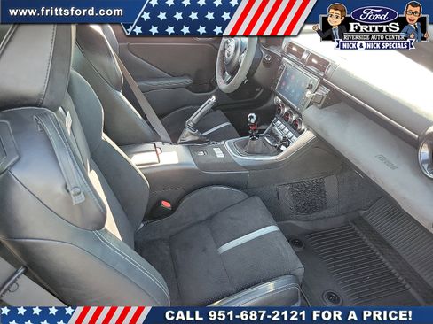 Used 2023 Toyota GR86 Premium w/ ALL Weather Mat Package (TMS) image 16
