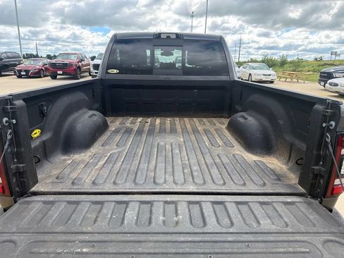 Used 2022 RAM 2500 Laramie w/ Night Edition AWD/4WD image 9